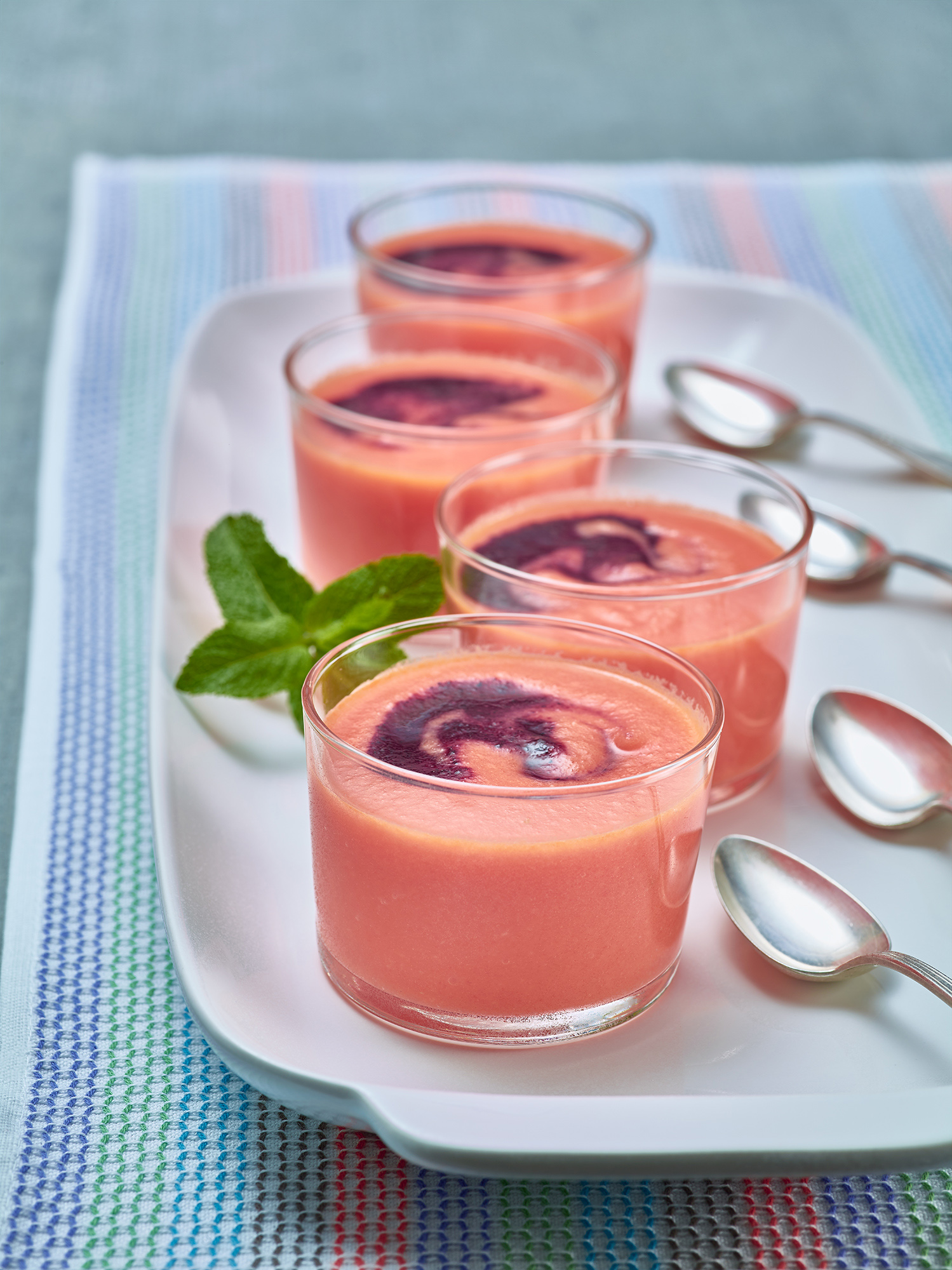 Easy Chilled Watermelon Soup: Perfect Dessert, Snack, & Leftover Fix